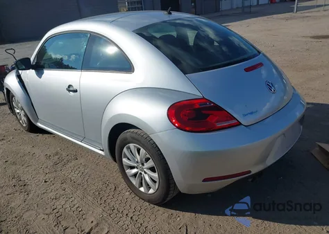2013 Volkswagen Beetle 2.5L Entry z USA, uszkodzony, nr VIN 3VWFP7AT7DM636499